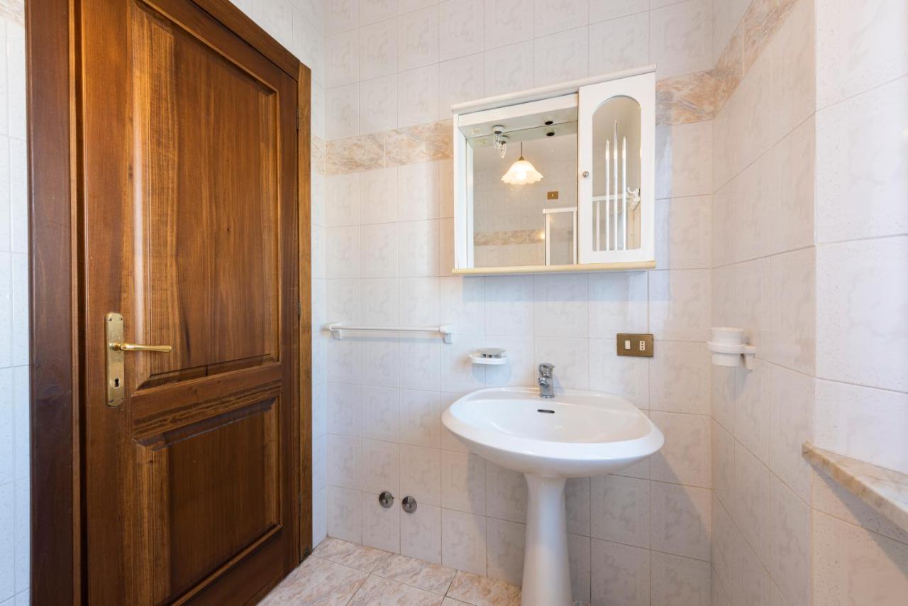 Appartamento Residenza Tirrenia Marina di Massa Esterno foto