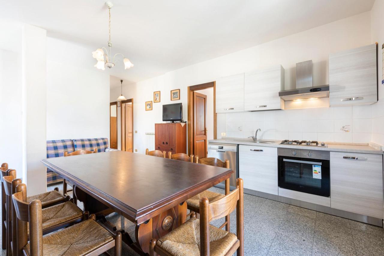 Appartamento Residenza Tirrenia Marina di Massa Esterno foto